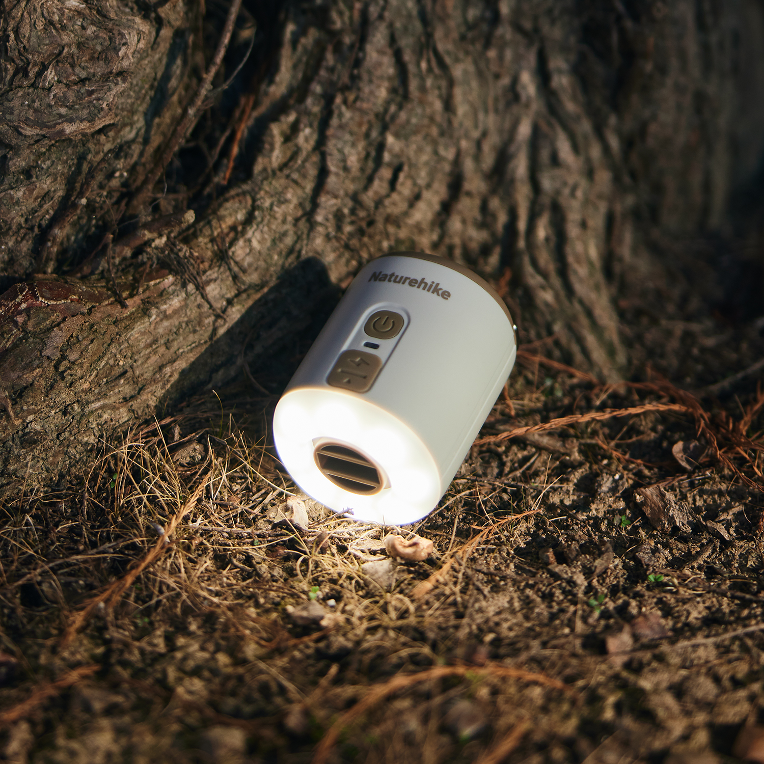 Naturehike Wind mini kompresor/pumpa se světlem 102g - krémová